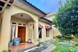 Rumah Luxury Modern Tanpa Renovasi di Cirendeu Jakarta Selatan Rumah Luxury Modern Tanpa Renovasi di Cirendeu Jakarta Selatan