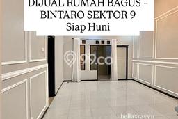 Rumah Luas Asri 3 KT Siap Pakai di Bintaro Tangerang Selatan Rumah Luas Asri 3 KT Siap Pakai di Bintaro Tangerang Selatan