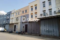Gudang For Rent di , Luas 390m2m², Lokasi Premium, Siap Usaha Gudang For Rent di , Luas 390m2m², Lokasi Premium, Siap Usaha