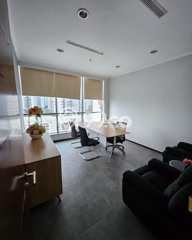 Kantor Dijual di Jakarta Barat LT 358m2 & LB 358m2 Lokasi Terbaik! Kantor Dijual di Jakarta Barat LT 358m2 & LB 358m2 Lokasi Terbaik!
