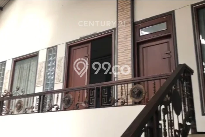 Area Ramai! Ruko Dijual di Magelang Utara untuk Bisnis Luas Bangunan 814m2 Area Ramai! Ruko Dijual di Magelang Utara untuk Bisnis Luas Bangunan 814m2