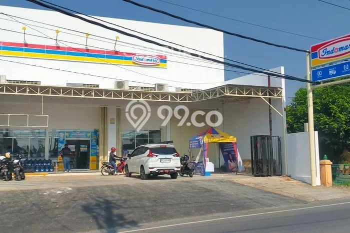 Area Ramai! Ruko Dijual di Magelang Utara untuk Bisnis Luas Bangunan 814m2 Area Ramai! Ruko Dijual di Magelang Utara untuk Bisnis Luas Bangunan 814m2