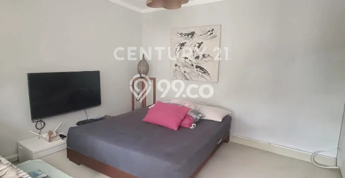 Jual Rumah Eksklusif 3 KT di Graha Raya Bintaro, Tangerang Selatan Jual Rumah Eksklusif 3 KT di Graha Raya Bintaro, Tangerang Selatan