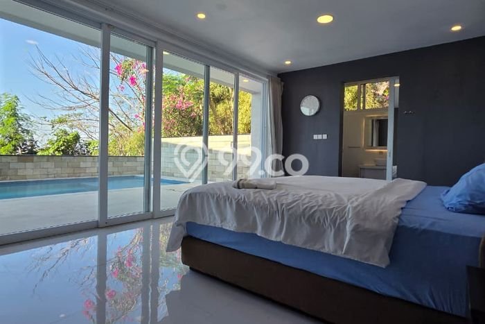 HARGA TERBAIK! Vila Kawasan , Luas 300m2m², Area Prima HARGA TERBAIK! Vila Kawasan , Luas 300m2m², Area Prima