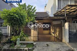 Rumah Luxury Modern Siap Huni di Intercon Jakarta Barat Rumah Luxury Modern Siap Huni di Intercon Jakarta Barat