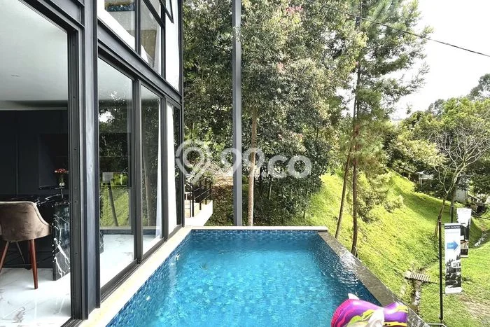 LOKASI STRATEGIS! Vila Kawasan , Dimensi 290m2m², Pemandangan Indah sekitar LOKASI STRATEGIS! Vila Kawasan , Dimensi 290m2m², Pemandangan Indah sekitar
