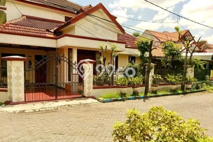 Rumah Mewah Siap Huni LT 275m2 di Sidoarjo, Sidoarjo Rumah Mewah Siap Huni LT 275m2 di Sidoarjo, Sidoarjo