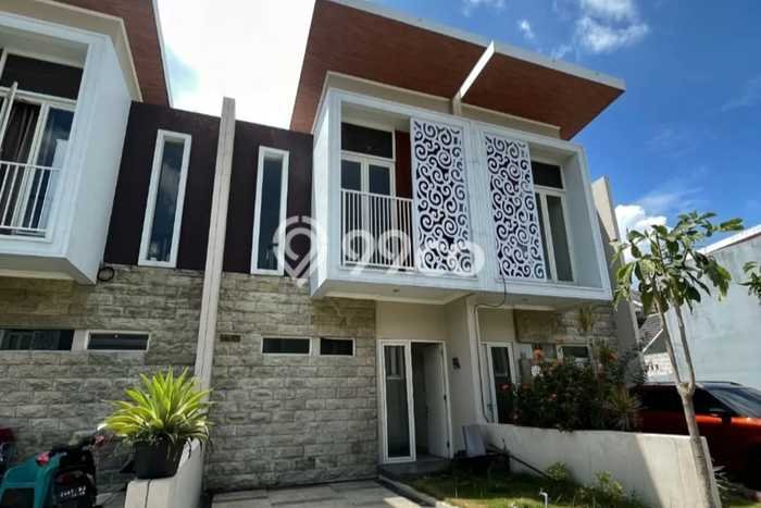 Rumah Strategis Modern Lb 53m2 di Menganti, Gresik Rumah Strategis Modern Lb 53m2 di Menganti, Gresik