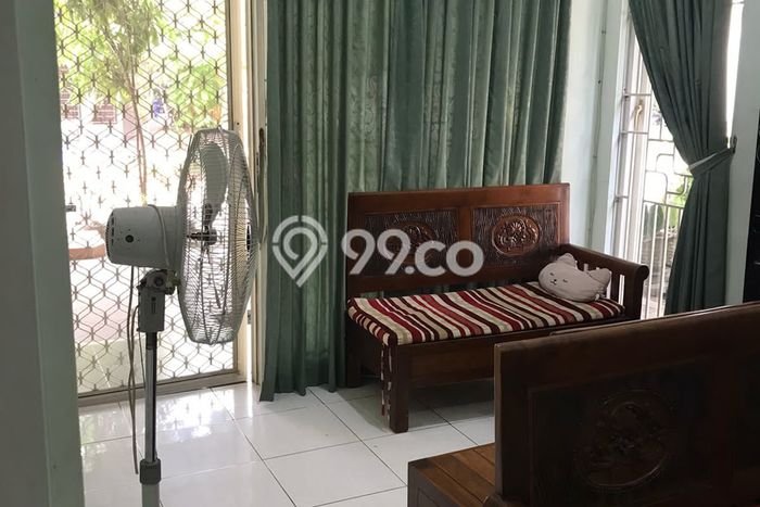For Sale Rumah 3 Kamar Lokasi Ideal Bagus dan Strategis di Sidoarjo For Sale Rumah 3 Kamar Lokasi Ideal Bagus dan Strategis di Sidoarjo