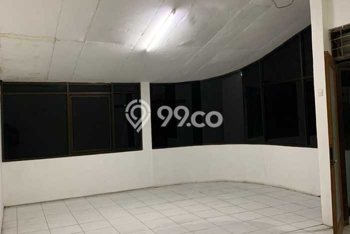 Ruko Dijual di Prime Area Surabaya Luas 330m2 Ruko Dijual di Prime Area Surabaya Luas 330m2