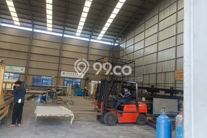 Gudang Disewa di Tambun Selatan, Bekasi, LT 13565m2 / LB 5000m2 Gudang Disewa di Tambun Selatan, Bekasi, LT 13565m2 / LB 5000m2