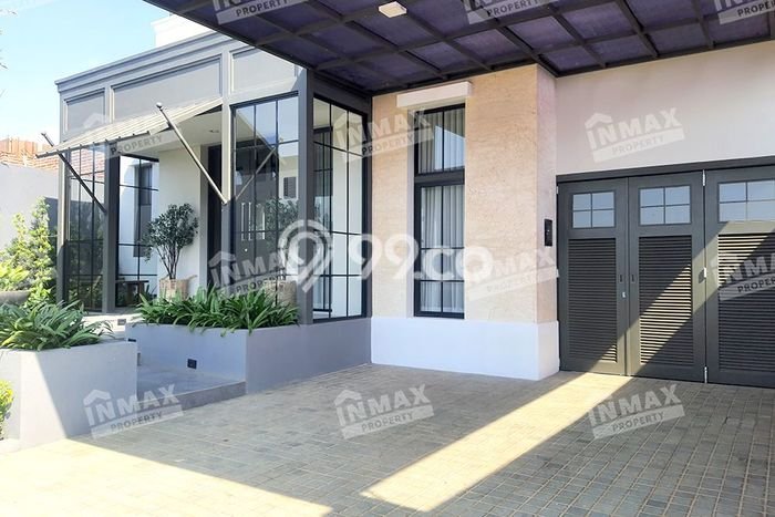 PRIME LOCATION! Rumah Berkembang area , Luas 264m2m² Bangunan 278m2m² PRIME LOCATION! Rumah Berkembang area , Luas 264m2m² Bangunan 278m2m²