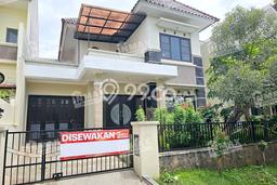 Disewakan Rumah Harga Terjangkau di Villa Puncak Tidar Malang dengan 3 Kamar Tidur Disewakan Rumah Harga Terjangkau di Villa Puncak Tidar Malang dengan 3 Kamar Tidur