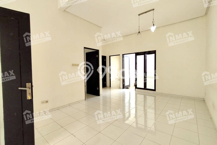 Disewakan! Rumah 2 Kamar Tidur &
1 Kamar Mandi di Dieng Tidar, Malang Disewakan! Rumah 2 Kamar Tidur &
1 Kamar Mandi di Dieng Tidar, Malang