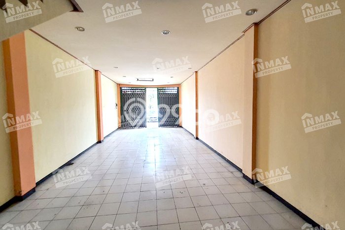 Ruko Disewakan Lokasi Blimbing Malang Harga Spesial! Ruko Disewakan Lokasi Blimbing Malang Harga Spesial!