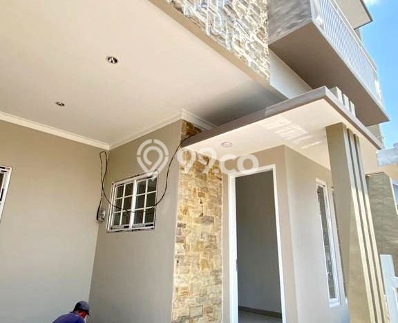 Jual Rumah Eksklusif 3 KT di Soekarno Hatta, Malang Jual Rumah Eksklusif 3 KT di Soekarno Hatta, Malang