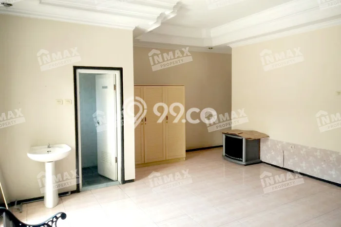 Jarang Ada! Rumah Kontrakan 4 Kamar Bagus Siap Huni Araya Jarang Ada! Rumah Kontrakan 4 Kamar Bagus Siap Huni Araya