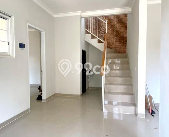 Jual Rumah Eksklusif 3 KT di Soekarno Hatta, Malang Jual Rumah Eksklusif 3 KT di Soekarno Hatta, Malang