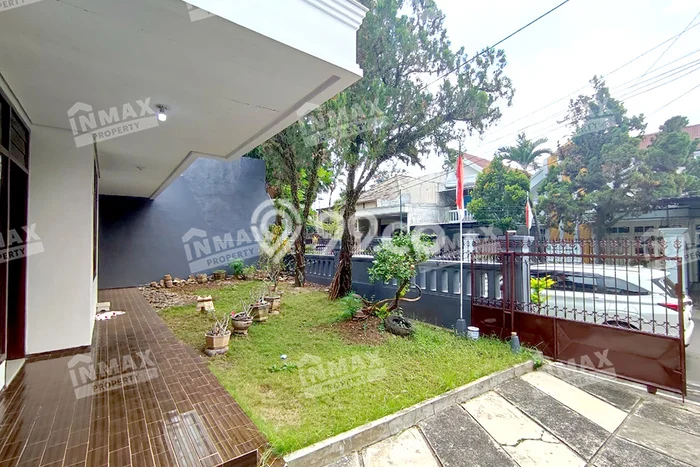 LISTING BARU! Rumah kawasan , Ready, 3 KT, Dekat Malang, Malang, Luas 264m2m² Bangunan 108m2m² LISTING BARU! Rumah kawasan , Ready, 3 KT, Dekat Malang, Malang, Luas 264m2m² Bangunan 108m2m²
