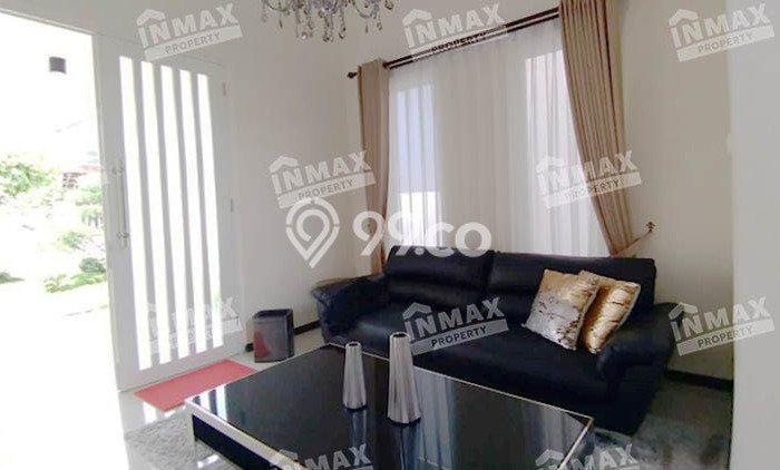 Disewakan Rumah Murah di Araya Malang dengan 3 Kamar Tidur Disewakan Rumah Murah di Araya Malang dengan 3 Kamar Tidur
