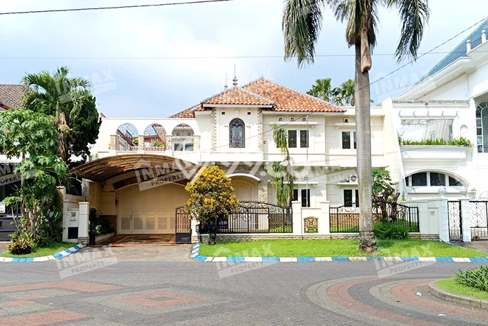 Disewakan Rumah Konsep Minimalis di Blimbing Malang dengan 6 Kamar Disewakan Rumah Konsep Minimalis di Blimbing Malang dengan 6 Kamar