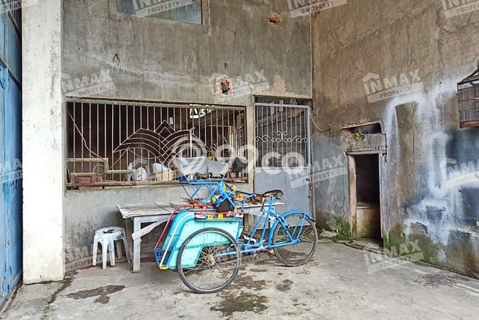 Dijual Gudang Premium Kawasan Blimbing, Luas 1228m2m², Mainroad, Kawasan Komersial Dijual Gudang Premium Kawasan Blimbing, Luas 1228m2m², Mainroad, Kawasan Komersial