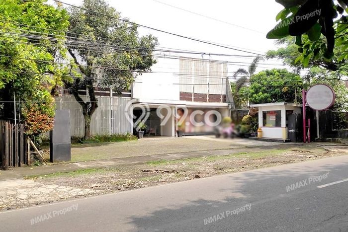 Untuk Dijual Komersial di Klojen Malang LT 760m2 / LB 400m2 Untuk Dijual Komersial di Klojen Malang LT 760m2 / LB 400m2