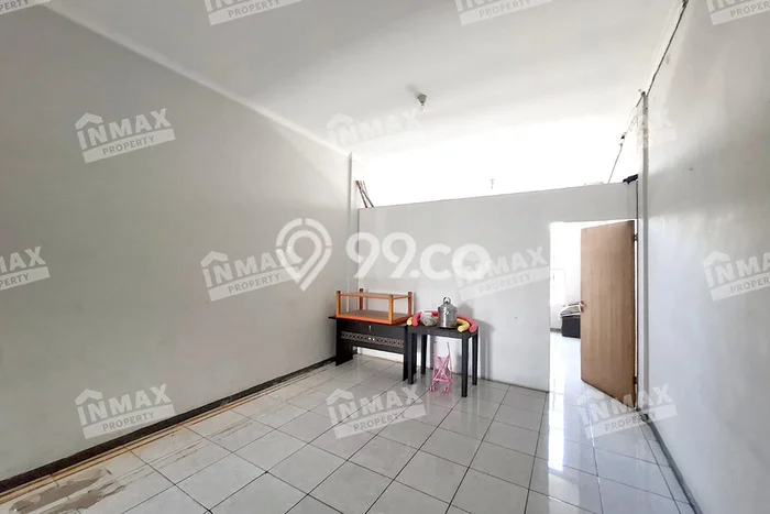 LOKASI PREMIUM! Ruko di Batu, Luas 152m2m², Pusat Komersial LOKASI PREMIUM! Ruko di Batu, Luas 152m2m², Pusat Komersial
