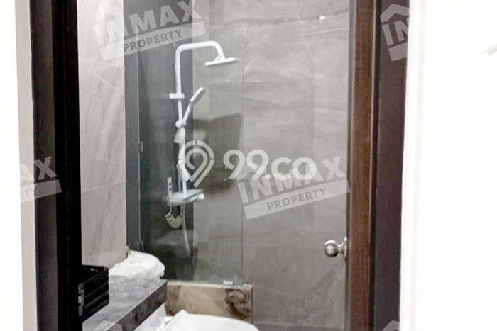 For Sale! Luxury House LT 300m2 Desain Elegan di Araya For Sale! Luxury House LT 300m2 Desain Elegan di Araya