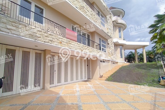 For Sale! Premium House LT 641m2 Desain Elegan di Villa Puncak Tidar For Sale! Premium House LT 641m2 Desain Elegan di Villa Puncak Tidar