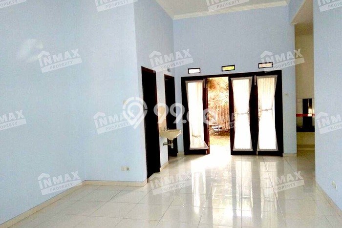 Jual Rumah Modern 3 KT di Villa Puncak Tidar, Malang Jual Rumah Modern 3 KT di Villa Puncak Tidar, Malang
