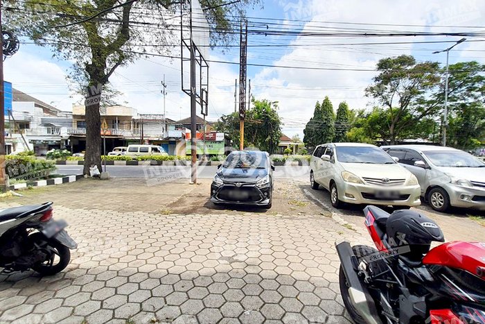 Ruko Disewakan Lokasi Blimbing Malang Harga Spesial! Ruko Disewakan Lokasi Blimbing Malang Harga Spesial!