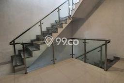 Rumah Elit Modern Tanpa Renovasi di Taman Palem Jakarta Barat Rumah Elit Modern Tanpa Renovasi di Taman Palem Jakarta Barat
