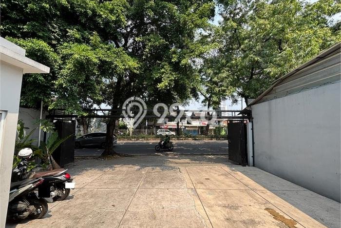 LOKASI STRATEGIS! Ruko Kawasan Permata Hijau, Luas 150m², Pusat Komersial, Jalan Utama LOKASI STRATEGIS! Ruko Kawasan Permata Hijau, Luas 150m², Pusat Komersial, Jalan Utama