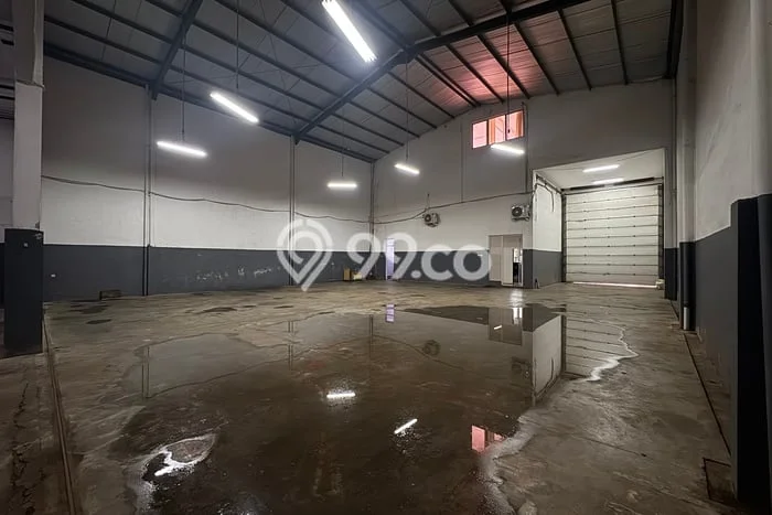 Gudang disewakan di Cakung Jakarta Timur dengan luas bangunan 456m2 Gudang disewakan di Cakung Jakarta Timur dengan luas bangunan 456m2