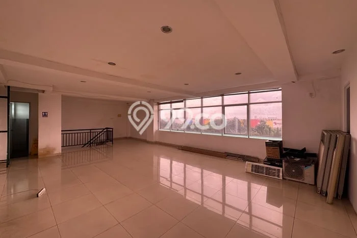 Gudang disewakan di Cakung Jakarta Timur dengan luas bangunan 456m2 Gudang disewakan di Cakung Jakarta Timur dengan luas bangunan 456m2