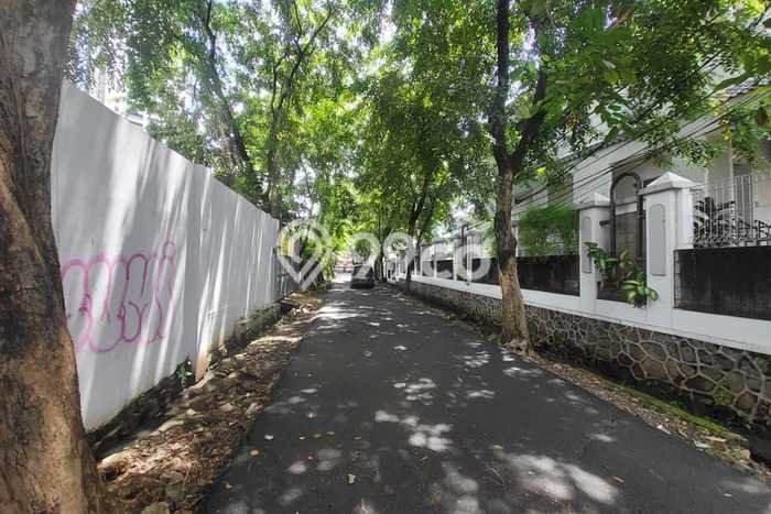 Tanah Siap Bangun Dijual di Jakarta Selatan Punya Luas 525m2 Tanah Siap Bangun Dijual di Jakarta Selatan Punya Luas 525m2