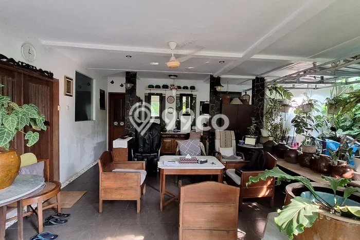 For Sale! Luxury House LT 494m2 Desain Modern di Kuningan For Sale! Luxury House LT 494m2 Desain Modern di Kuningan