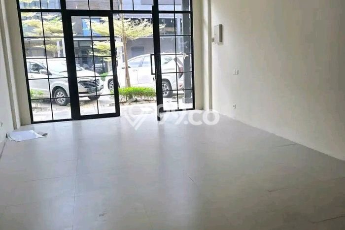 Disewakan Ruko di Kawasan Ramai Darmo Permai Luas 108m2 Disewakan Ruko di Kawasan Ramai Darmo Permai Luas 108m2