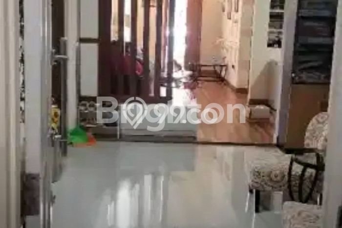 Rumah Luxury Modern Siap Huni di Graha Raya Tangerang Rumah Luxury Modern Siap Huni di Graha Raya Tangerang