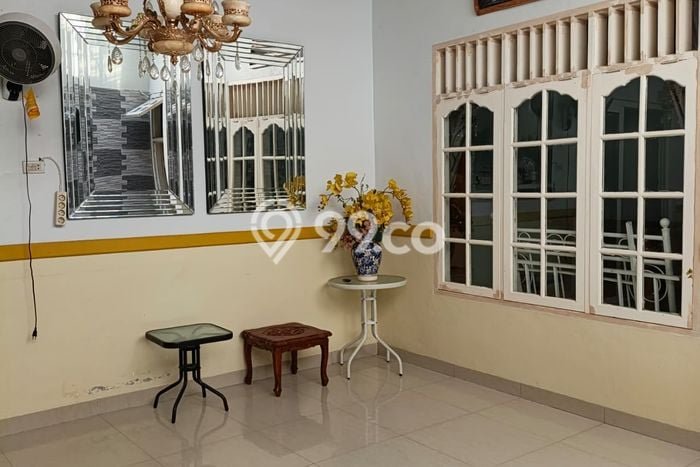 Rumah Strategis Modern Lb 204m2 di Medan Johor, Medan Rumah Strategis Modern Lb 204m2 di Medan Johor, Medan