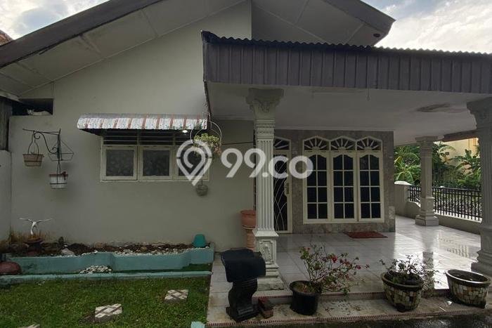 Rumah Strategis area Medan Selayang, Medan, LT 264m² Bangunan 240m² - BISA KPR! Rumah Strategis area Medan Selayang, Medan, LT 264m² Bangunan 240m² - BISA KPR!