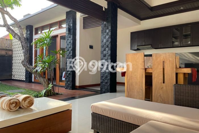 Hotel Strategis di , Luas 1300m2m², Mainroad, Tingkat Keramaian Tinggi Hotel Strategis di , Luas 1300m2m², Mainroad, Tingkat Keramaian Tinggi