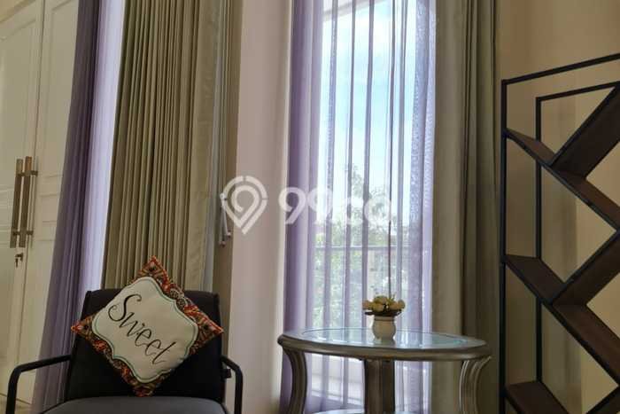 Jual Rumah Luas Elegan Dengan View Cantik di Mulyosari, Surabaya Jual Rumah Luas Elegan Dengan View Cantik di Mulyosari, Surabaya