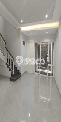 Ready to Use! Premium House LT 140m2 Desain Elegan di Manyar Ready to Use! Premium House LT 140m2 Desain Elegan di Manyar