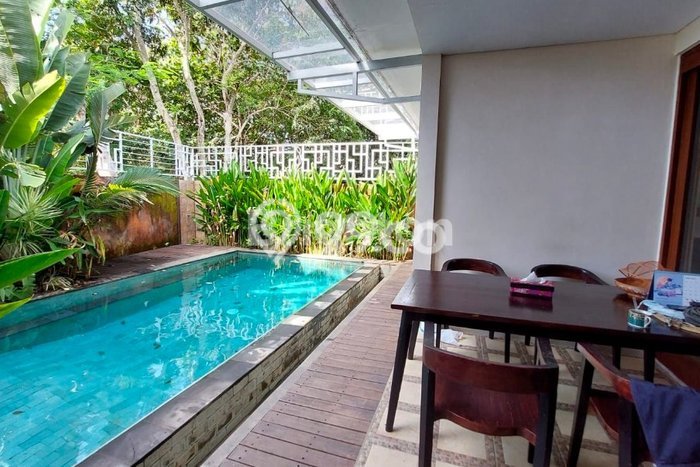 Properti Berkualitas! Vila di , Luas 200m2m², Lingkungan Asri dan tenang Properti Berkualitas! Vila di , Luas 200m2m², Lingkungan Asri dan tenang