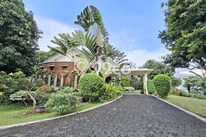 Jual Rumah Luas Megah Dengan View Eksklusif di Lebak Bulus, Jakarta Selatan Jual Rumah Luas Megah Dengan View Eksklusif di Lebak Bulus, Jakarta Selatan