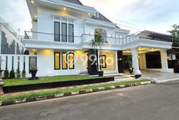 Ready to Use! Premium House LT 400m2 Desain Modern di Bintaro Ready to Use! Premium House LT 400m2 Desain Modern di Bintaro