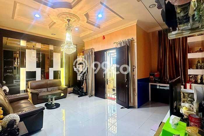 Ready to Use! Premium House LT 137m2 Desain Modern di Tomang Ready to Use! Premium House LT 137m2 Desain Modern di Tomang