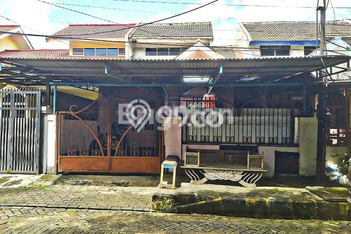 Rumah Luas Asri 2 KT Siap Pakai di Cikokol Tangerang Rumah Luas Asri 2 KT Siap Pakai di Cikokol Tangerang